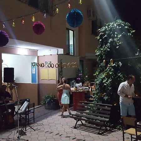 Home Hostel Szkodra Zewnętrze zdjęcie