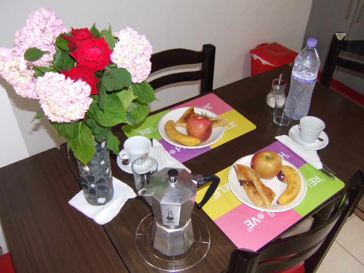 Home Hostel Szkodra Zewnętrze zdjęcie