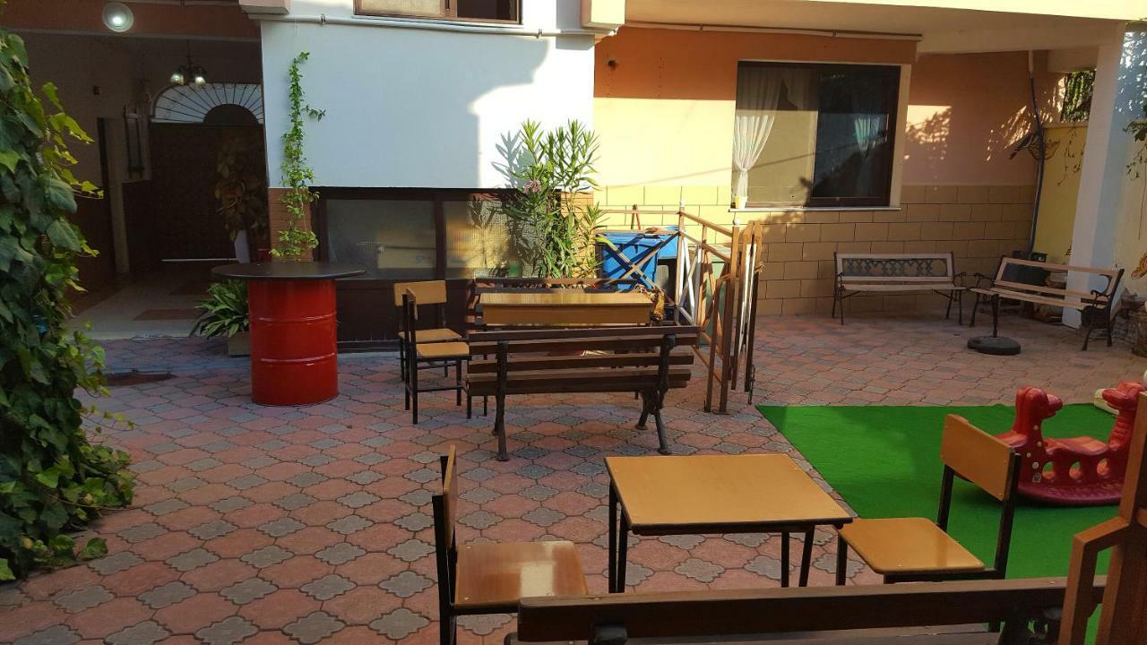 Home Hostel Szkodra Zewnętrze zdjęcie