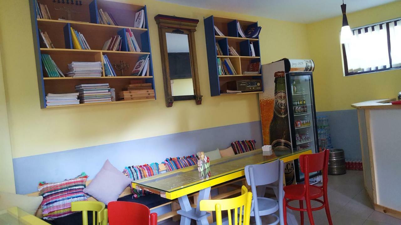 Home Hostel Szkodra Zewnętrze zdjęcie