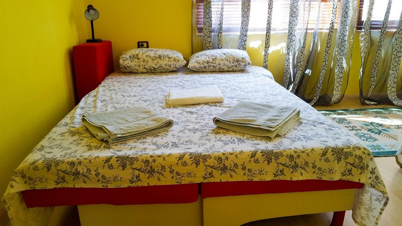 Home Hostel Szkodra Zewnętrze zdjęcie