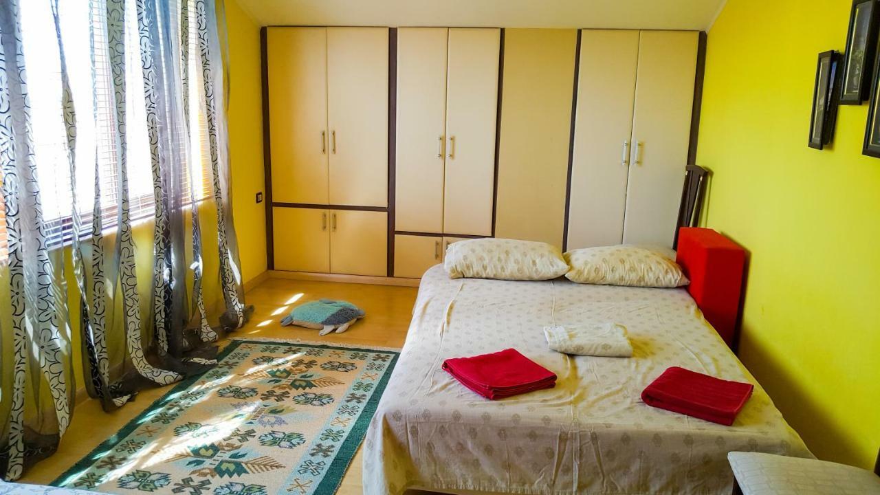 Home Hostel Szkodra Zewnętrze zdjęcie